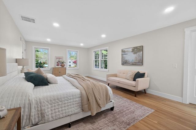 65 Fox Run Rd, Sudbury, MA 01776