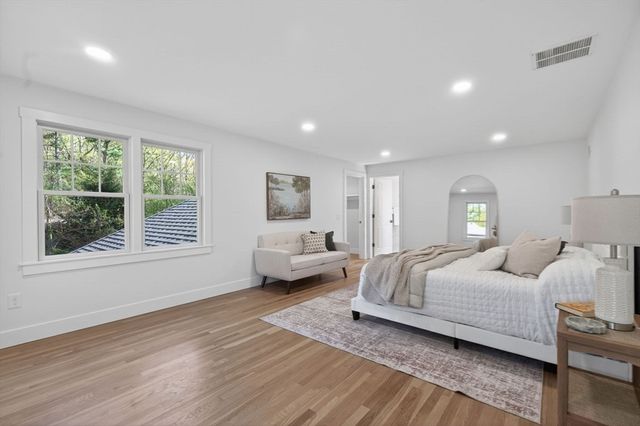 65 Fox Run Rd, Sudbury, MA 01776