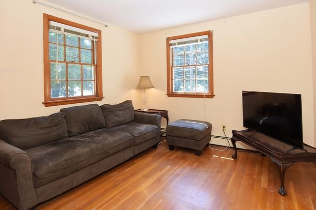 39 Winona Street, Peabody, MA 01960