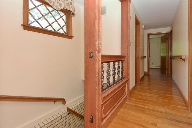 39 Winona Street, Peabody, MA 01960