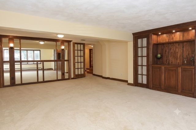 39 Winona Street, Peabody, MA 01960