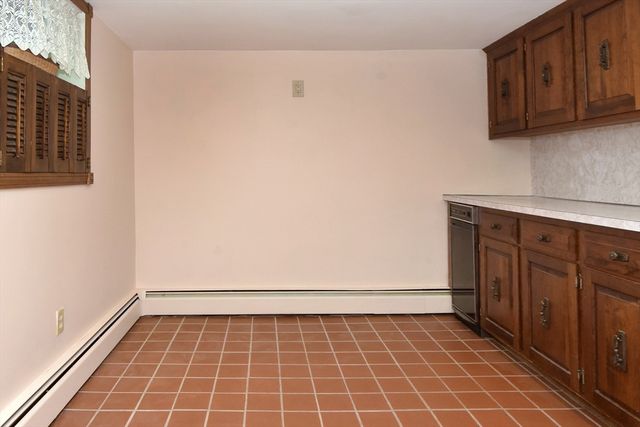 39 Winona Street, Peabody, MA 01960