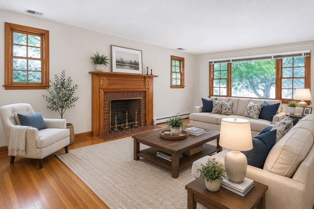 39 Winona Street, Peabody, MA 01960