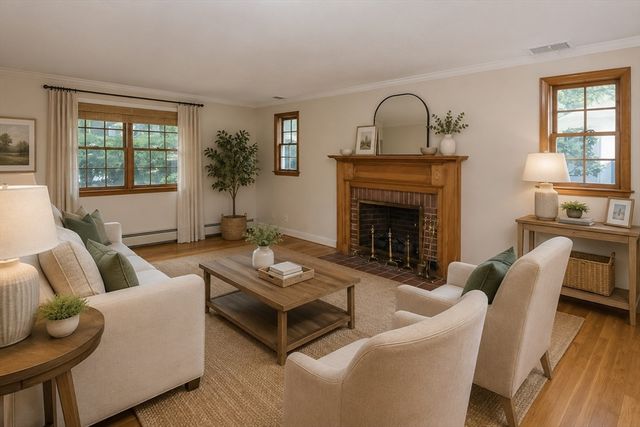 39 Winona Street, Peabody, MA 01960