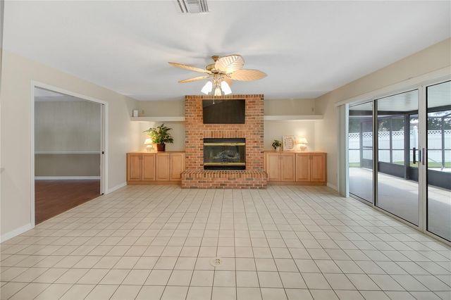 317 WOODLAND TRAIL, Lady Lake, FL 32159