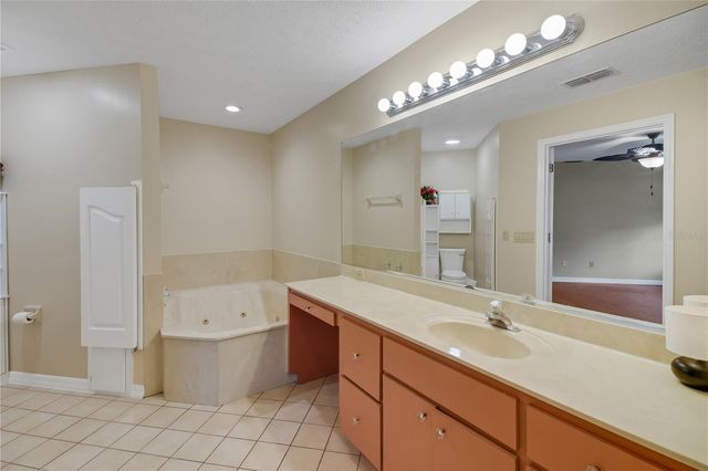 317 WOODLAND TRAIL, Lady Lake, FL 32159