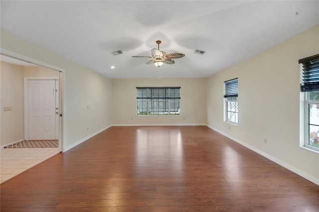 317 WOODLAND TRAIL, Lady Lake, FL 32159