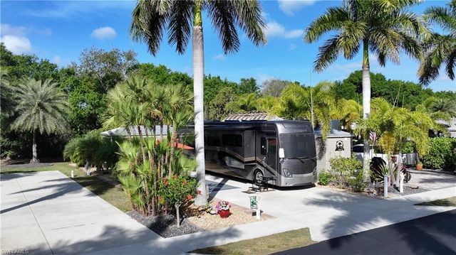 5118 Cypress Trail Resort CIR, Fort Myers, FL 33905