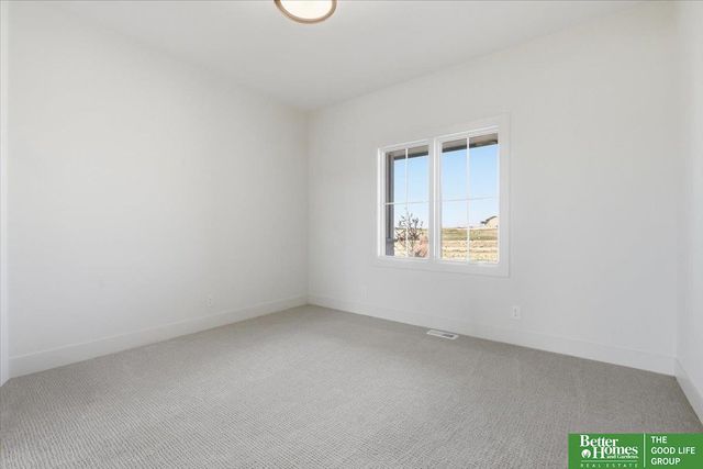 3650 S 219 Street, Elkhorn, NE 68022