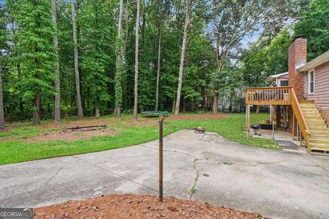 2726 Raven Wood Drive, Snellville, GA 30078