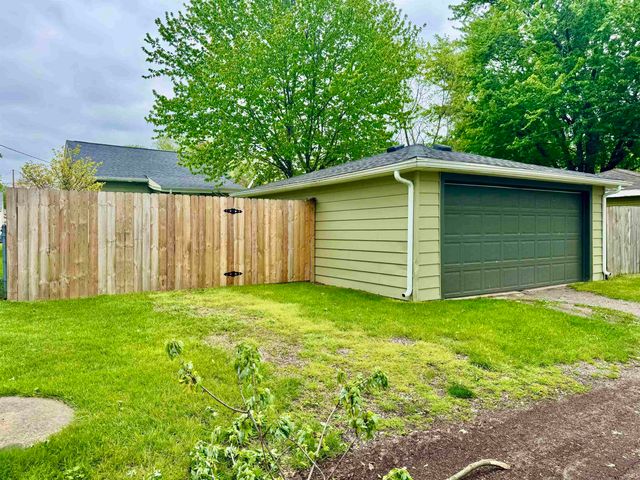 509 S 32nd Street, South Bend, IN 46615