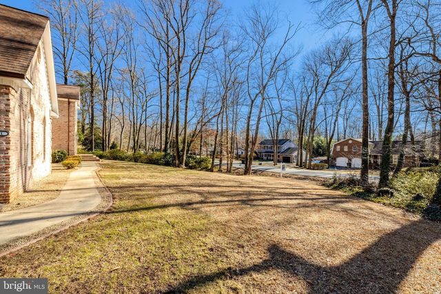4221 SHERANDO LN, Annandale, VA 22003