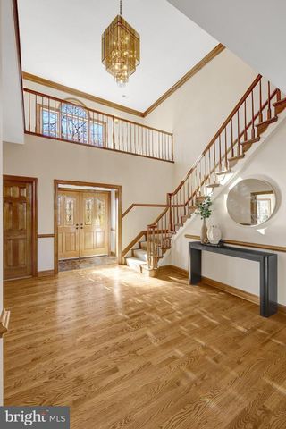 4221 SHERANDO LN, Annandale, VA 22003