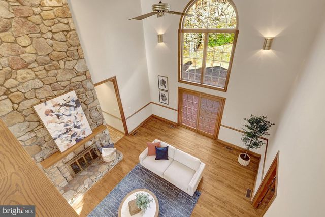 4221 SHERANDO LN, Annandale, VA 22003