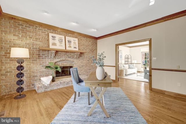 4221 SHERANDO LN, Annandale, VA 22003