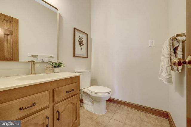 4221 SHERANDO LN, Annandale, VA 22003