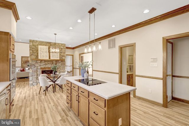 4221 SHERANDO LN, Annandale, VA 22003