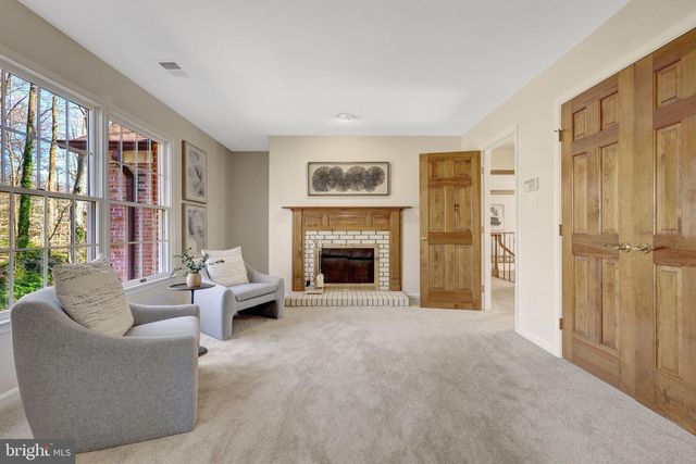 4221 SHERANDO LN, Annandale, VA 22003