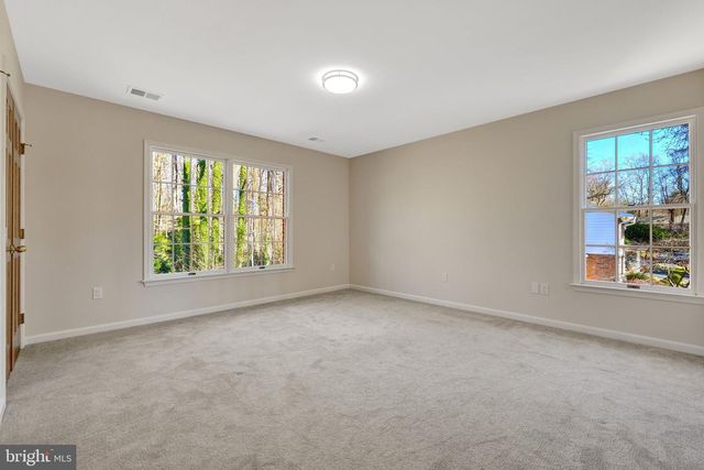 4221 SHERANDO LN, Annandale, VA 22003