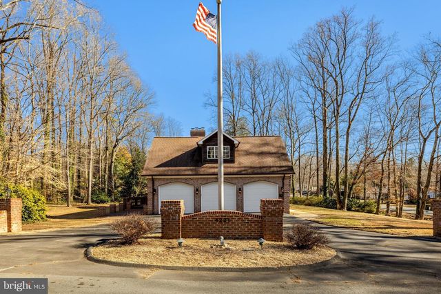 4221 SHERANDO LN, Annandale, VA 22003