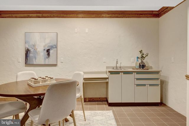 4221 SHERANDO LN, Annandale, VA 22003