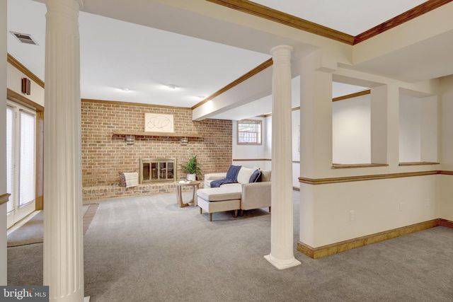 4221 SHERANDO LN, Annandale, VA 22003