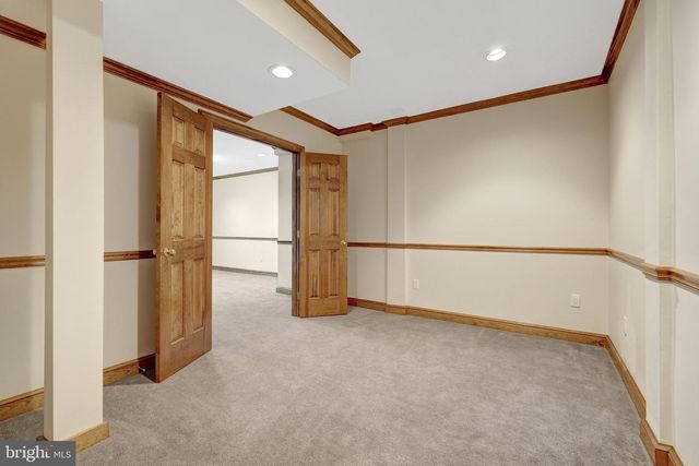 4221 SHERANDO LN, Annandale, VA 22003