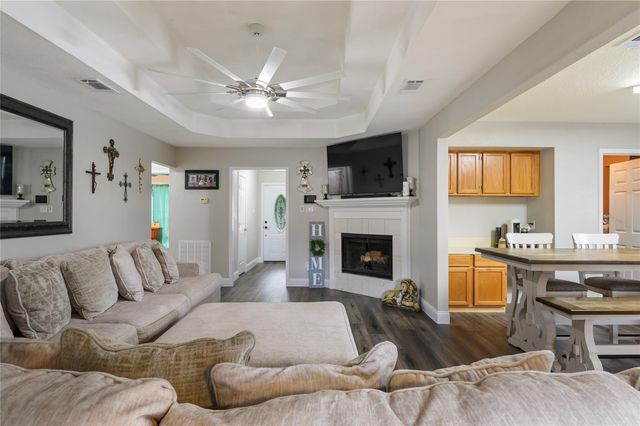 2530 36th Avenue N, Texas City, TX 77590