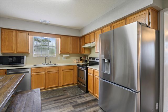 2530 36th Avenue N, Texas City, TX 77590
