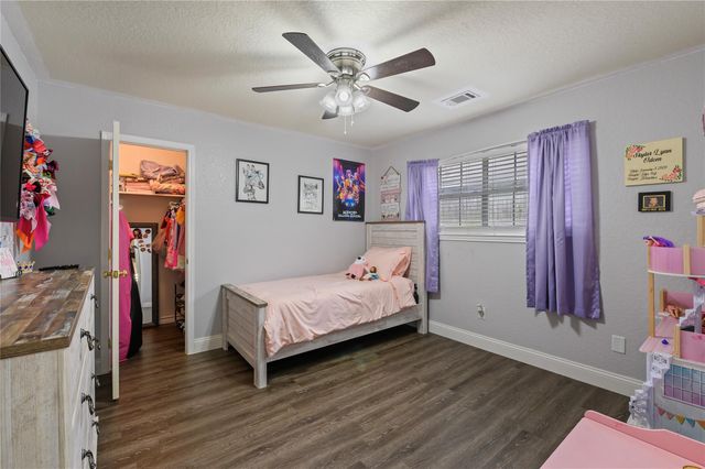 2530 36th Avenue N, Texas City, TX 77590