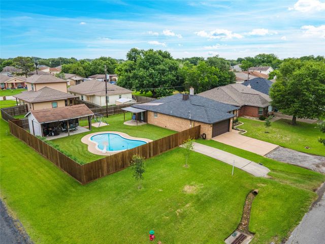 2530 36th Avenue N, Texas City, TX 77590