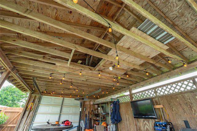 2530 36th Avenue N, Texas City, TX 77590
