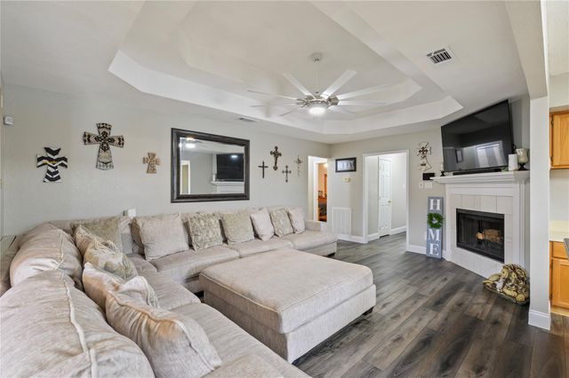 2530 36th Avenue N, Texas City, TX 77590