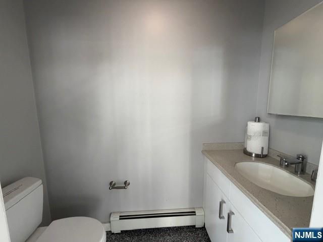 465 Main Street, Wyckoff, NJ 07481