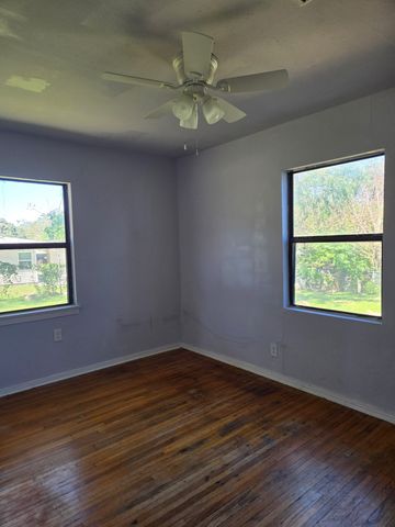 3701 Hopkins Street, Fort Worth, TX 76107