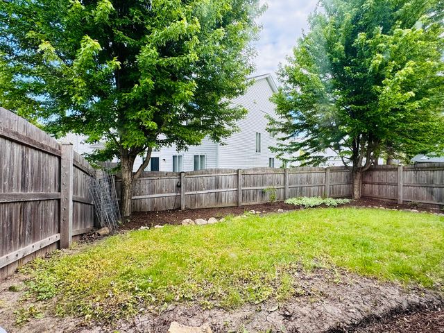 2760 Cedar Glade Drive, Naperville, IL 60564
