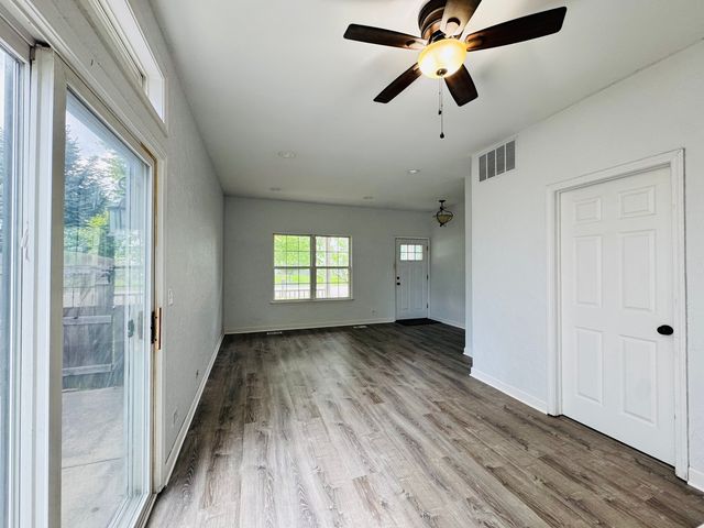 2760 Cedar Glade Drive, Naperville, IL 60564