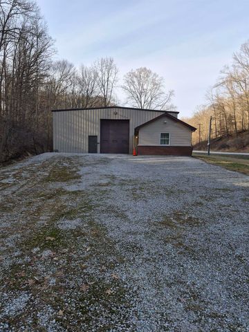 7821 N Fox Hollow Road, Bloomington, IN 47408