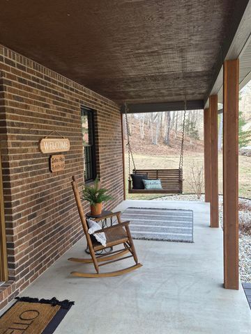 7821 N Fox Hollow Road, Bloomington, IN 47408