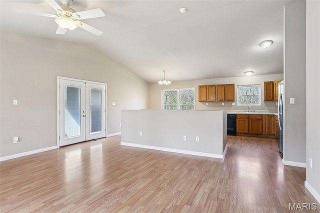 600 W Clement, De Soto, MO 63020