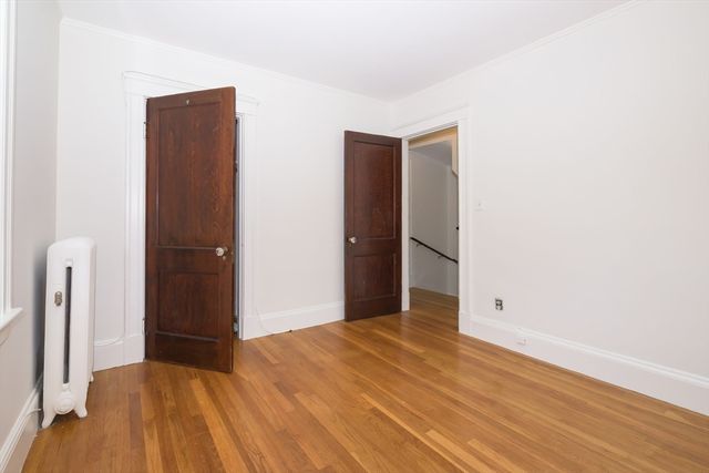 24 Oak Street, Marblehead, MA 01945