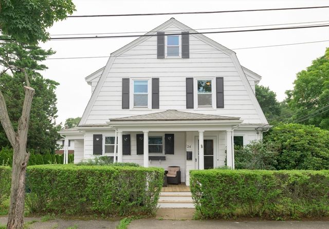 24 Oak Street, Marblehead, MA 01945
