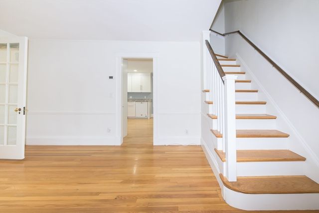 24 Oak Street, Marblehead, MA 01945