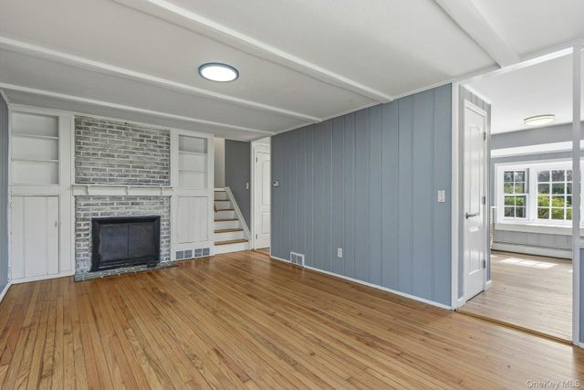 3 Tappen Drive, Melville, NY 11747