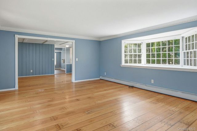 3 Tappen Drive, Melville, NY 11747