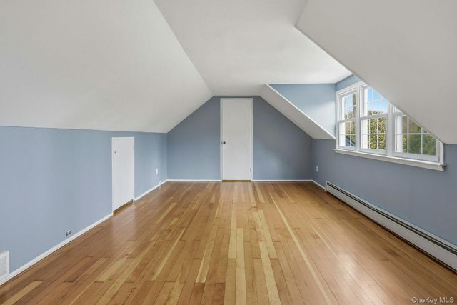 3 Tappen Drive, Melville, NY 11747