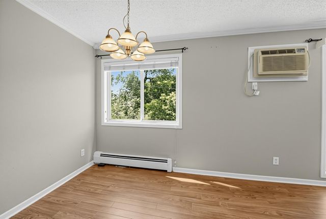 3540 Hennepin Avenue 324, Minneapolis, MN 55408