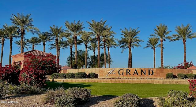 16757 W VILLAGIO Drive, Surprise, AZ 85387