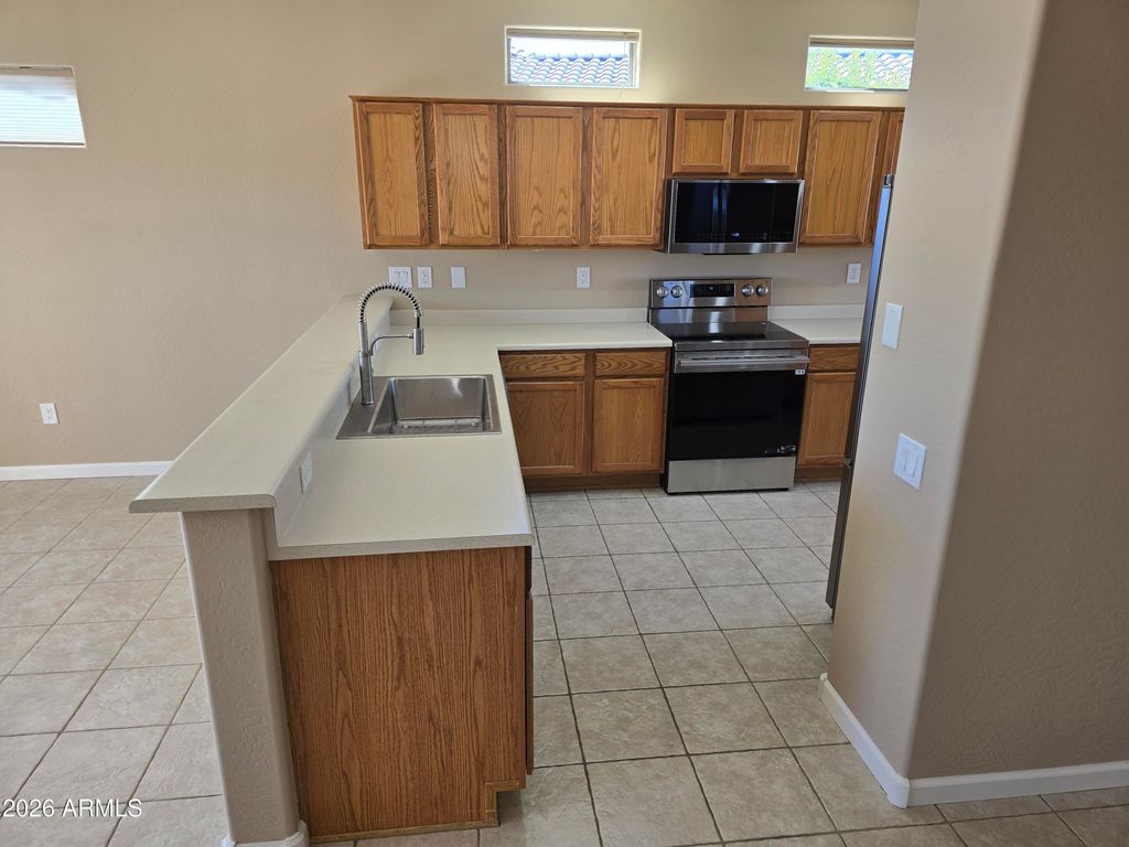 16757 W VILLAGIO Drive, Surprise, AZ 85387 — photo 4