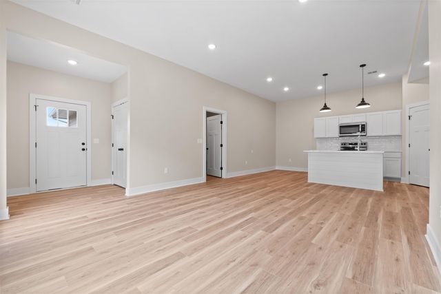 17154 W Lawson Cir, Goddard, KS 67052